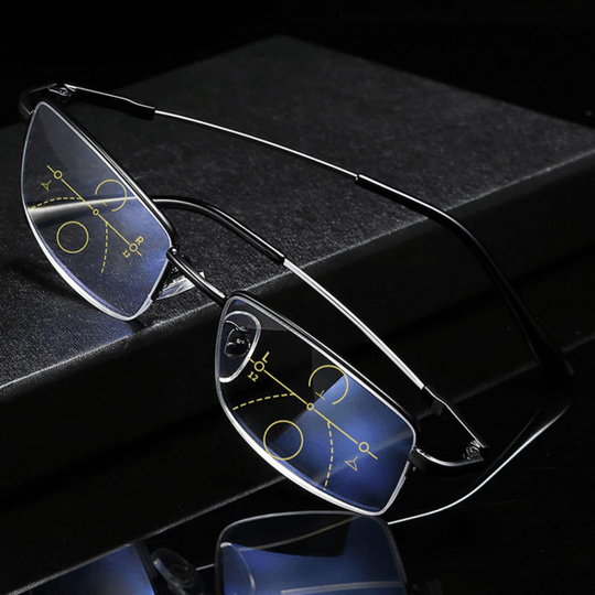 Smart Progressive Eyeglasses with Multi-Zone Focus